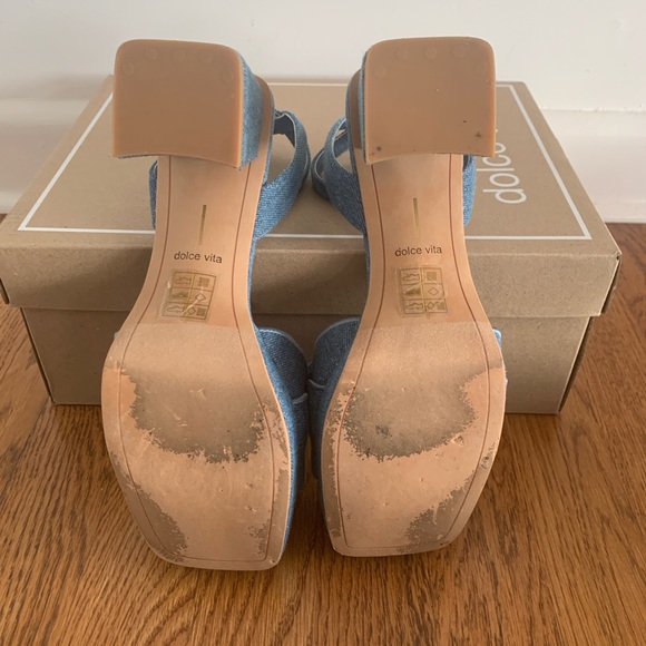Dolce Vita Cheer ankle strap sandal in blue denim, size 7.5 - Picture 7 of 7